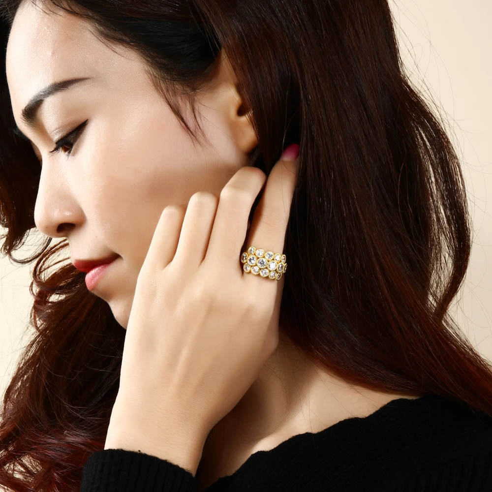 

YLMyself Clear Round Zircon Ring For Women Unique Design Luxury Crystal Copper Jewelry Gold Or White Color Fashion Trendy