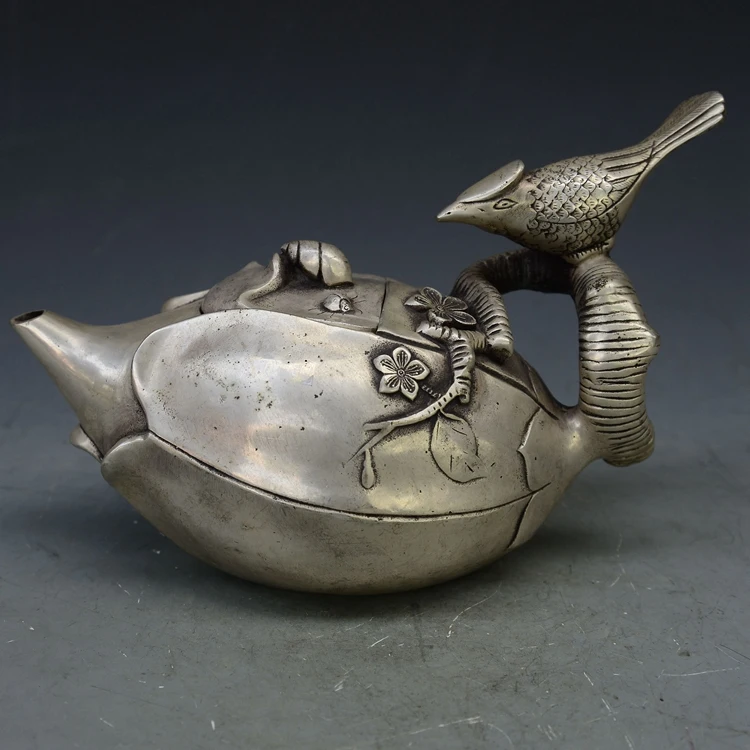 

Very rare Qing Dynasty (QianLong1711-1799)silver bird teapot,,Decoration