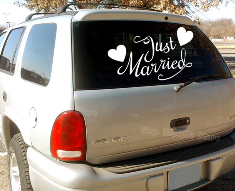 Just Married with Hearts Car Sticker Quote Vinyl Stickers Wedding decor Removable Window Murals Wall Stickers for Bedroom S425