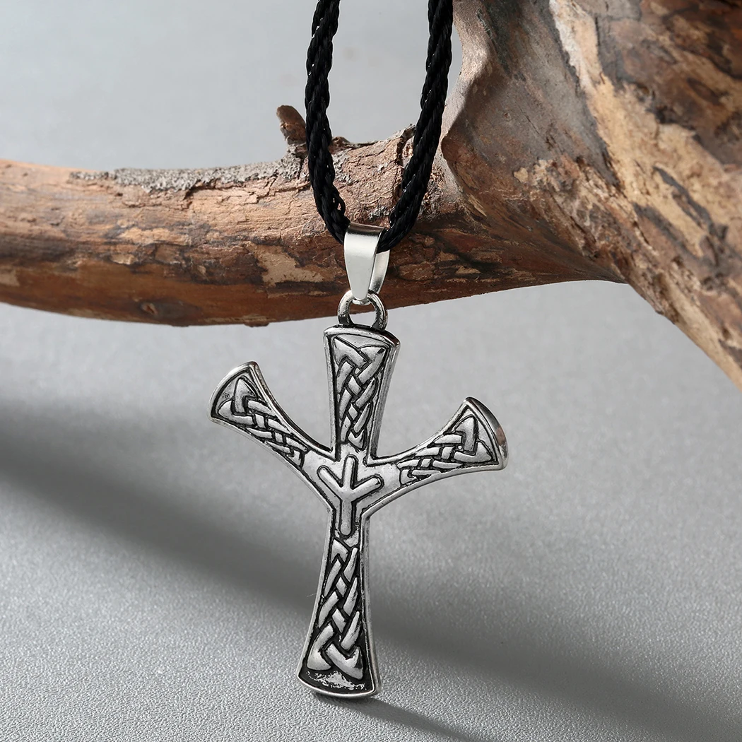 Cxwind Vintage Algiz Rune Talisman Life Rune Amulet Necklaces Pendants Viking Runes Opposition Charm Cross Necklace Jewelry