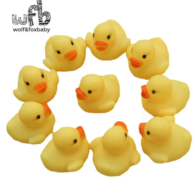 Wholesales 100pcs/lot 4x4cm Cute Baby Girl Boy Bath Bathing Classic Toys Rubber Race Squeaky Ducks Yellow Sale