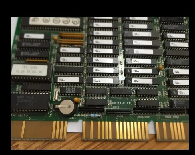 KDJ11-E  ( M8981 ) CPU Board