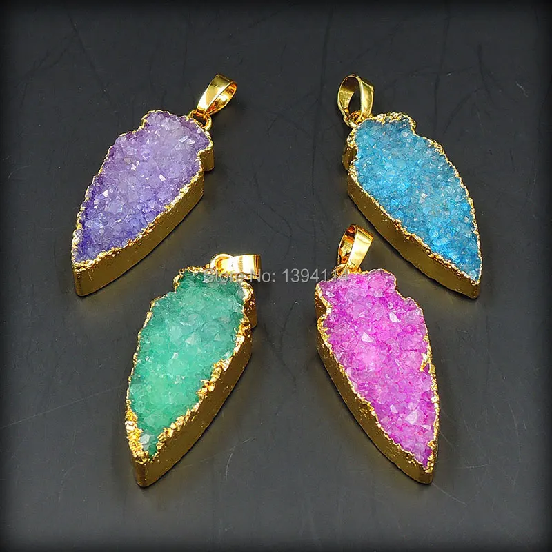 

Mixed Colors Crystal Druzy Arrow Pendant With Gold-plated Approx 40*15mm