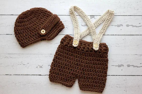 

free shipping,Crochet Baby brown newsboy caps with overalls, handmade hat shorts baby Sets Newborn Photo Prop NB-3M 100% cotton