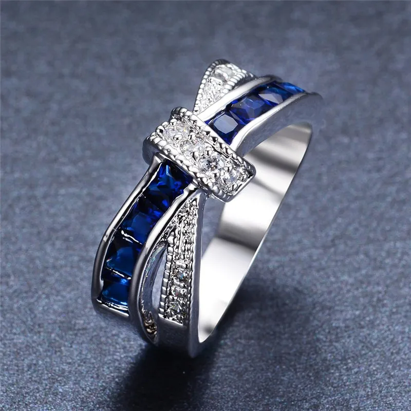 wholesale Beautiful pretty fashion Wedding ring Party White gold color silver color women stone crystal Lady Ring jewelry LR050