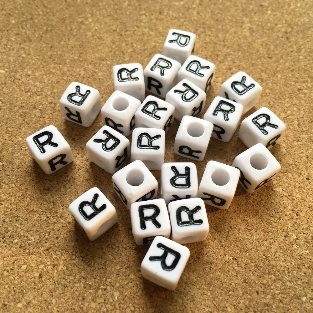 

Initial R Printing Cube Alphabet Acrylic Beads 1100pcs 8*8MM Square Single English Character Initial Jewelry Bracelet Beads