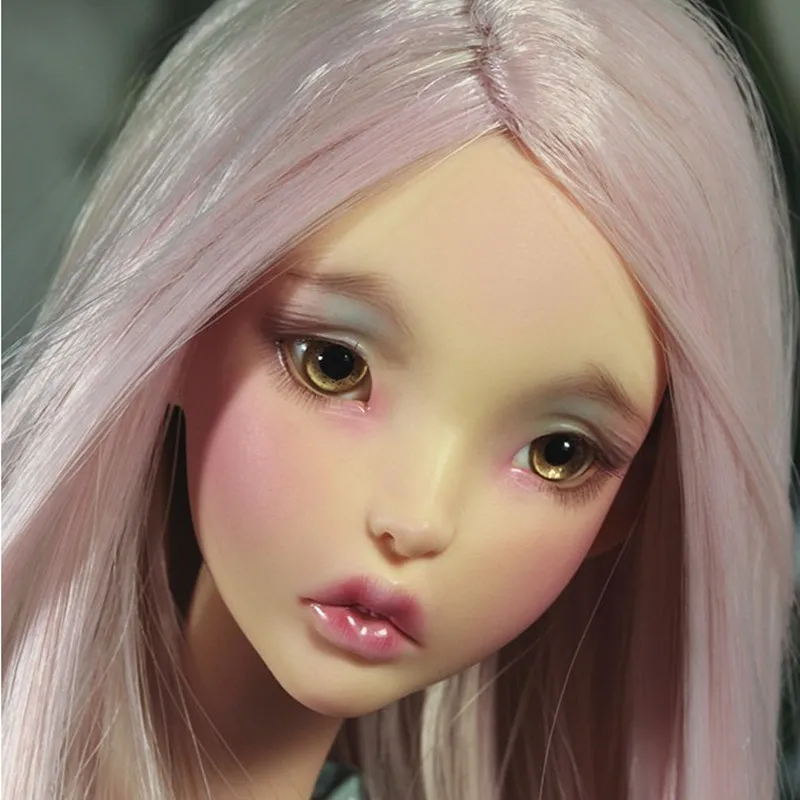 New SD Bjd Doll 1/4 MiniFee Sharp Face Girl High Quality Resin Fashion Doll in Stock Makeup Free Shipping