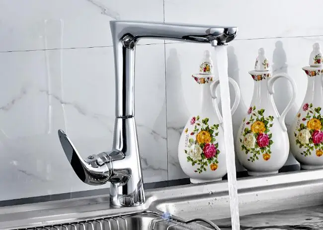 

kitchen Brass basin Faucet Chrome Finish 360 Degree Rotating hot and cold water Mixer Taps top quality single handle