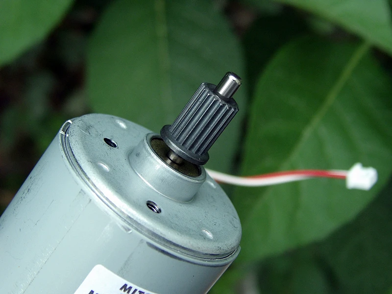 High quality!! Powerful MITSUMI 555 DC MOTOR 12V dc 2800rpm Free shipping