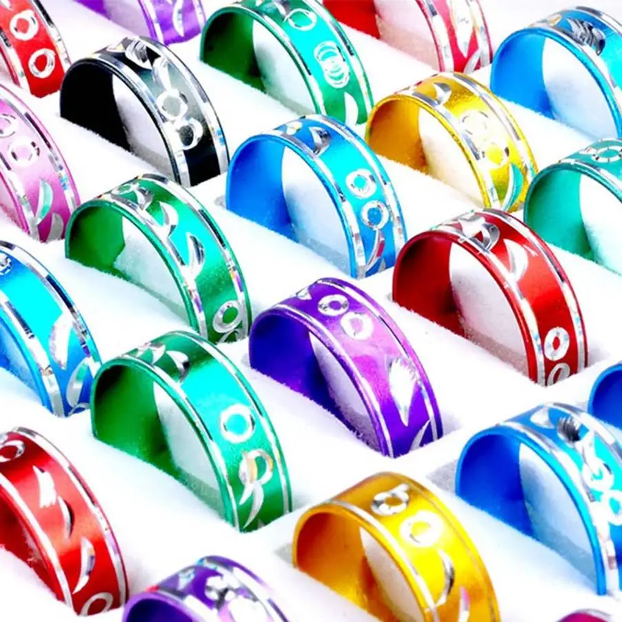 Wholesale 50pcs lots Band Rings Fashion Charm Jewelry Men Women Mix Colored Aluminum ring Size 17-19mm Drop Ship