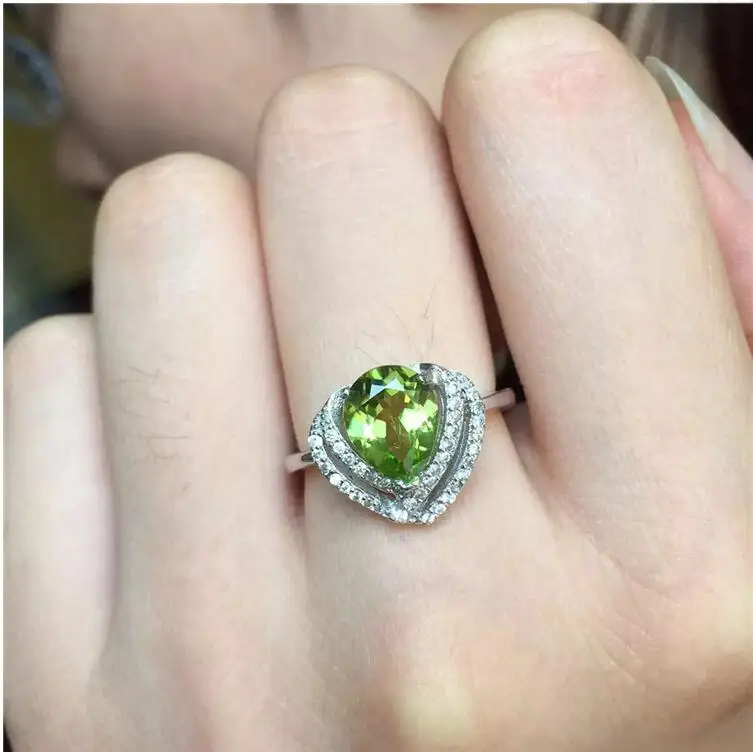 

Natural Peridot ring Women rings Natural peridot ring 925 sterling silver Wholesale Fine jewelry Gemstone 7*9mm