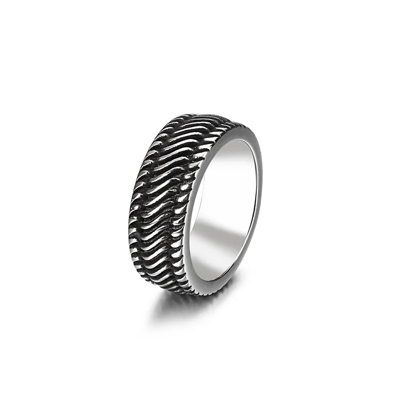 Innovative jewelry titanium steel wheel pattern ring Retro  locomotive 316 stainless steel wheel ring