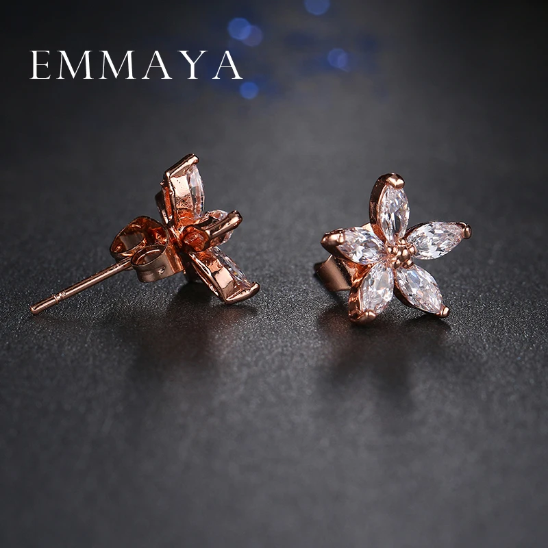 Emmaya Hot Sale Trendy Popular Clear Crystal Rhinestone Flower Shaped Stud Earrings Wholesale Factory Price Dropship