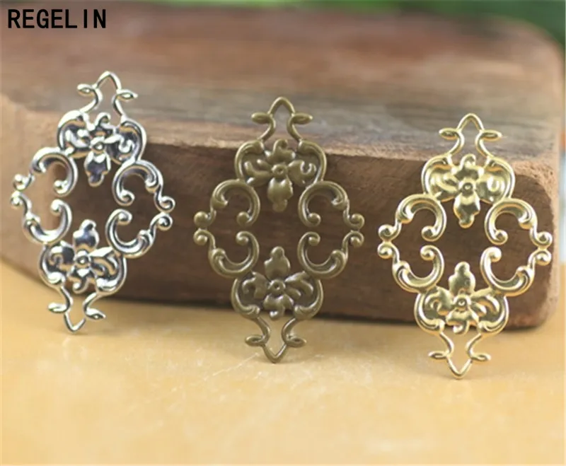 REGELIN Charms Vintage Hollow Flower Motif Pendant Charms Retro European Flower Findings 20pcs/lot 23x36mm for DIY Necklace