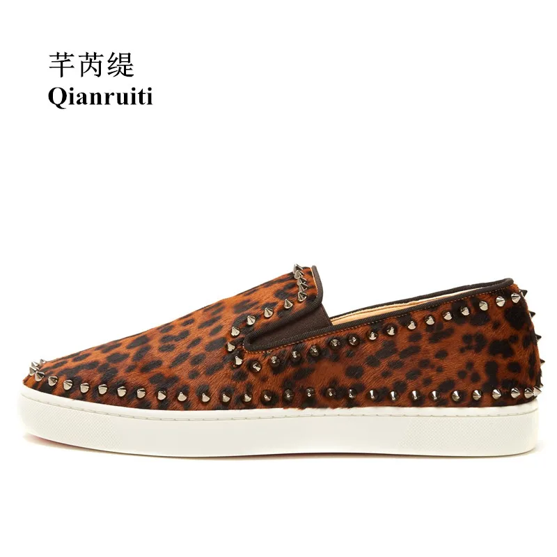 Qianruiti Men Horsehair Footwear Fashion Shoes Spring Autumn Leopard Rivet Flat Low Top Spike Slip-on Casual Vulcanized shoes