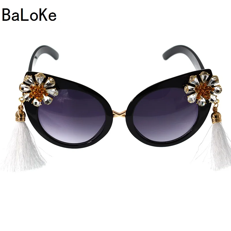 Baroque Tassel Rhinestones Charm Sunglasses Women Vintage Round Sun Glasses  Fashion Big Black&Yellow Ladies Outdoor Decoration