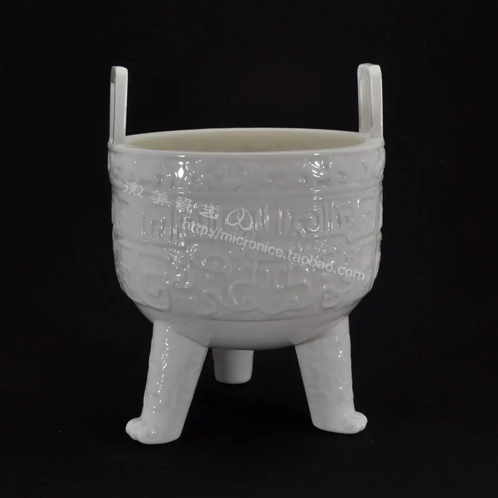 The word embossed white porcelain censer in white lotus incense Home Furnishing decorative ceramic Buddhist activities