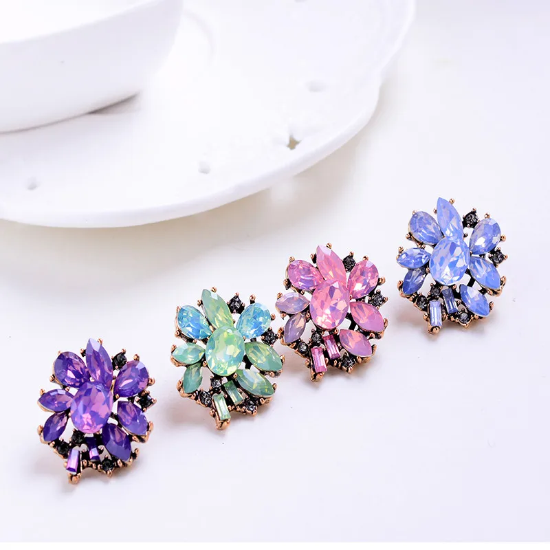 LUBOV Bohemian New Wedding Crystal Stud Earrings for Women Shiny Colorful Glass Statement Earrings Party Jewelry Friend Gift