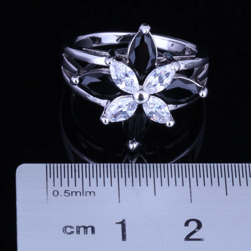 Fetching Frog Black Cubic Zirconia White CZ Silver Plated Ring V0134