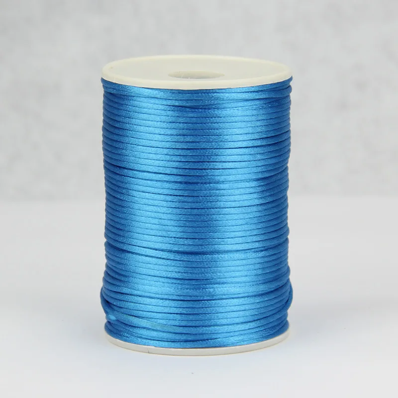Nieuwe 2,5 mm 100 yard Chinese knoopkoord 24 kleuren Rattail satijn gevlochten string sieraden bevindingen kralen touw voor DIY mode ambacht