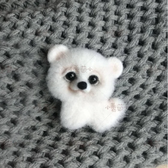 Samoye than bear Pet Dog Brooch French Bulldog wool needlepoint kit  wool felt needle felting decoration craft needlecraft DIY