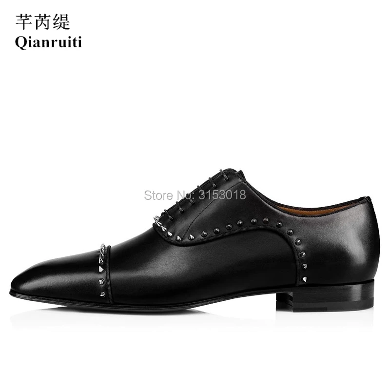 New Product Leather Men Dress Shoes Trending Rivet Decoration Fashion Catwalk Footwear Men Shoes Lace-Up Dress Shoes