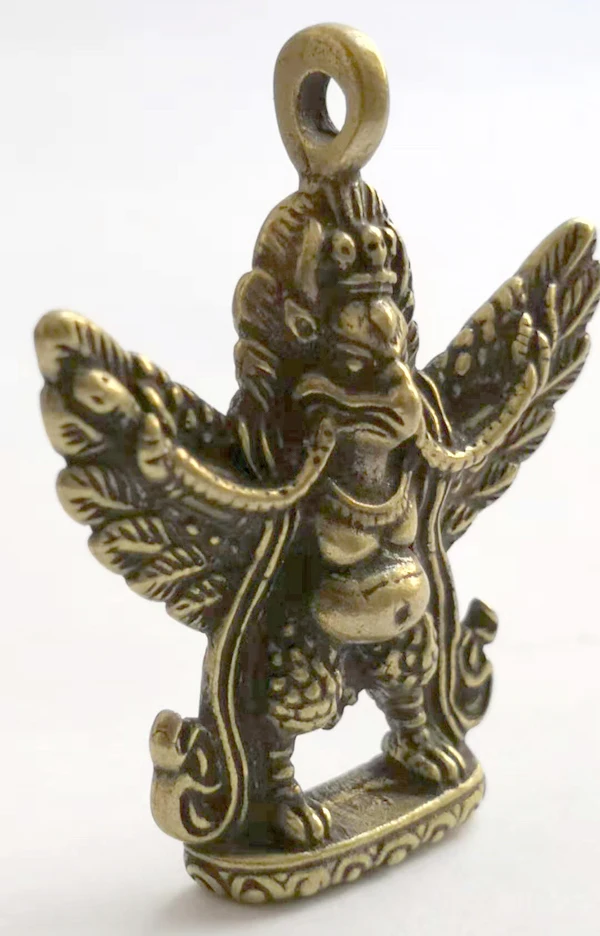 ( mini ) Delicate Tibetan Buddhism Old-style Brass Carved Auspicious Garuda Statue Pendant