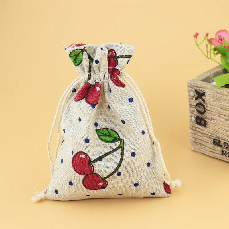 100pcs/Lot Cherry cotton cloth bag Christmas Linen Gift Bags  Fabric Packing Pouches Drawstring Bags For Bead Storage ( 10x14cm)