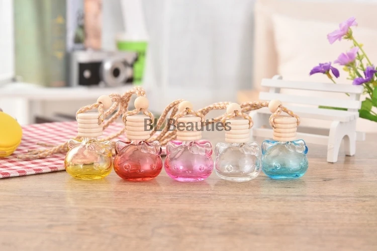 100pcs/lot Emtty Cat Exquisite Perfume Bottles Car Pendant Automotive Rear View Mirror Perfume Pendant Car Hanging Decorate