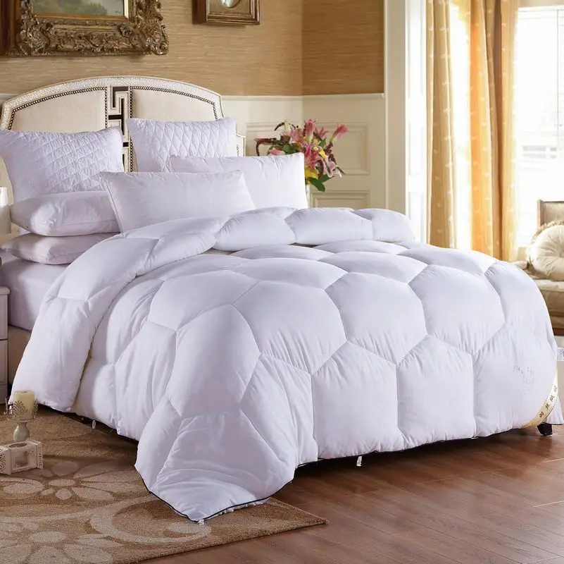 New Fashion High Quality Blanket Filler/Filling King Size Cotton Comforter Embroidered Summer Quilts