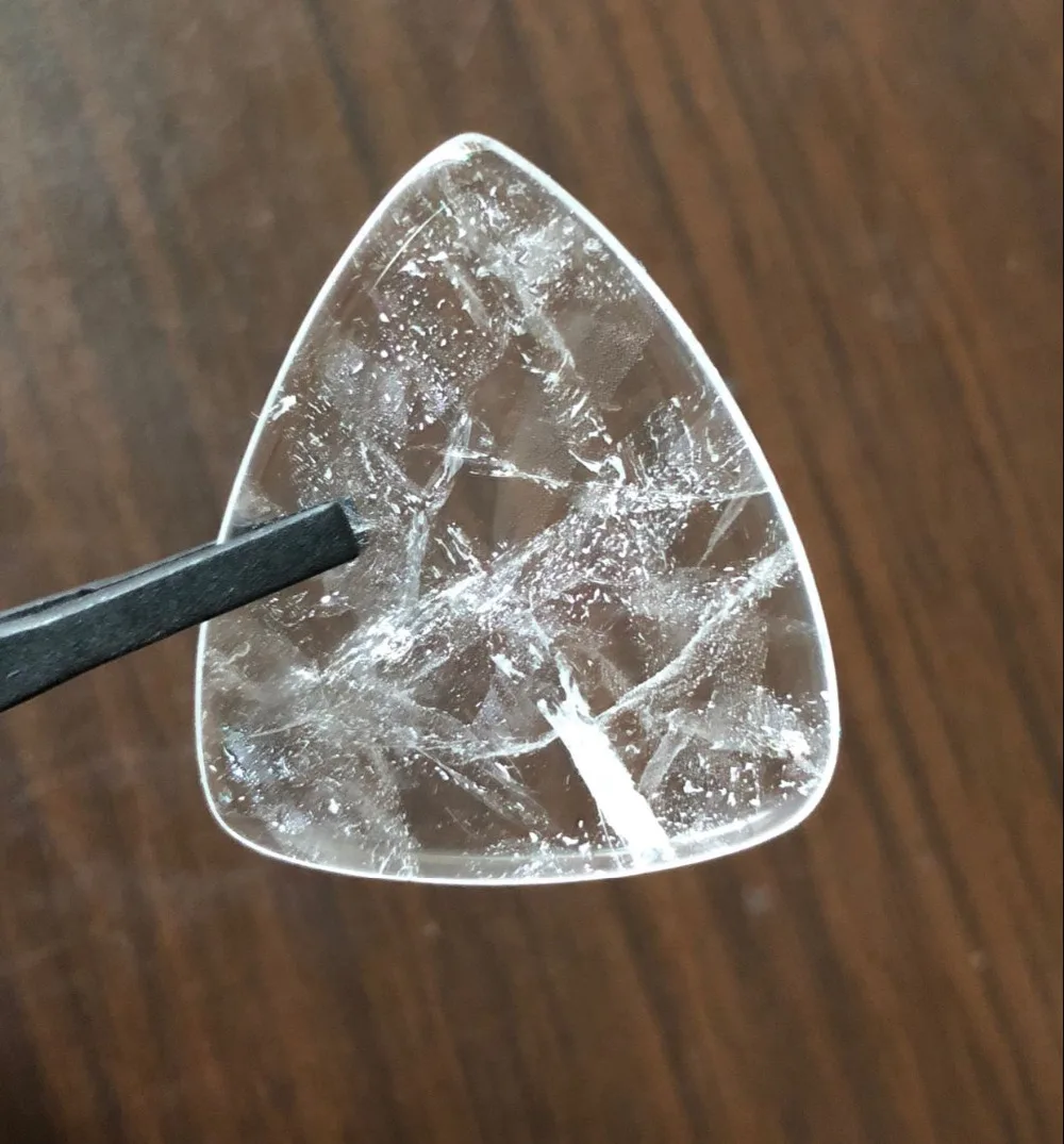 Medium Gauge - Traditional Style Guitar Pick\