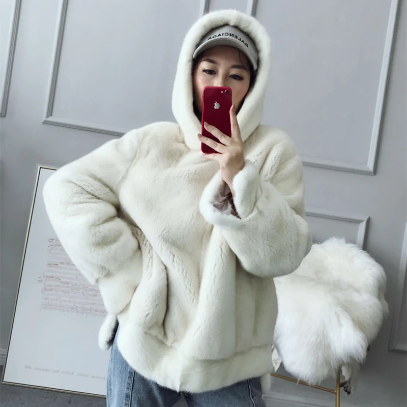 2023 New Fashion  Women Regular Overhead  Coat with Hood 100% Real Natural Mink Fur Winter Warm Thick  Whole Mink Fur  Jacket