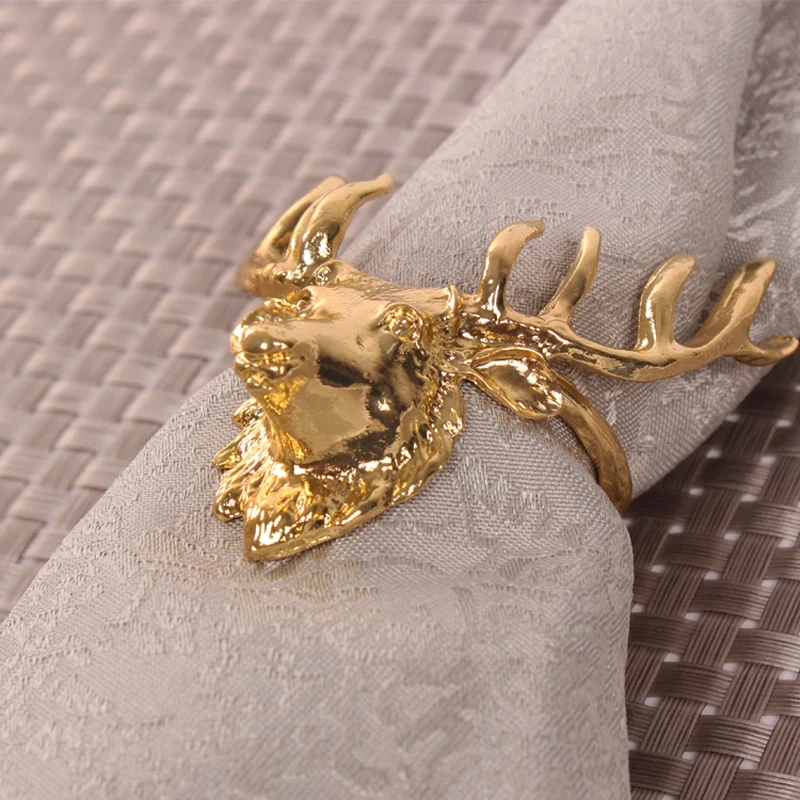 Gold Plating 3D Reindeer Head Design Metal Alloy Napkin Rings Set of 6 Pieces Home Tabletop Decor Animal Figurines Tissue Circle