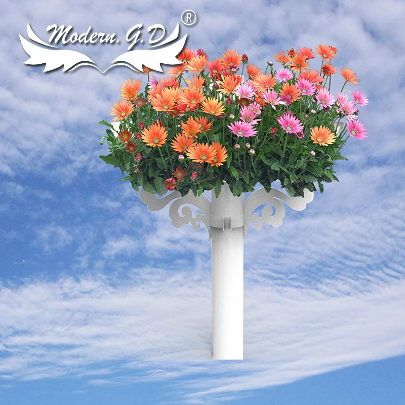 

Intelligent gardening pot planter container for landscape light pole decoration