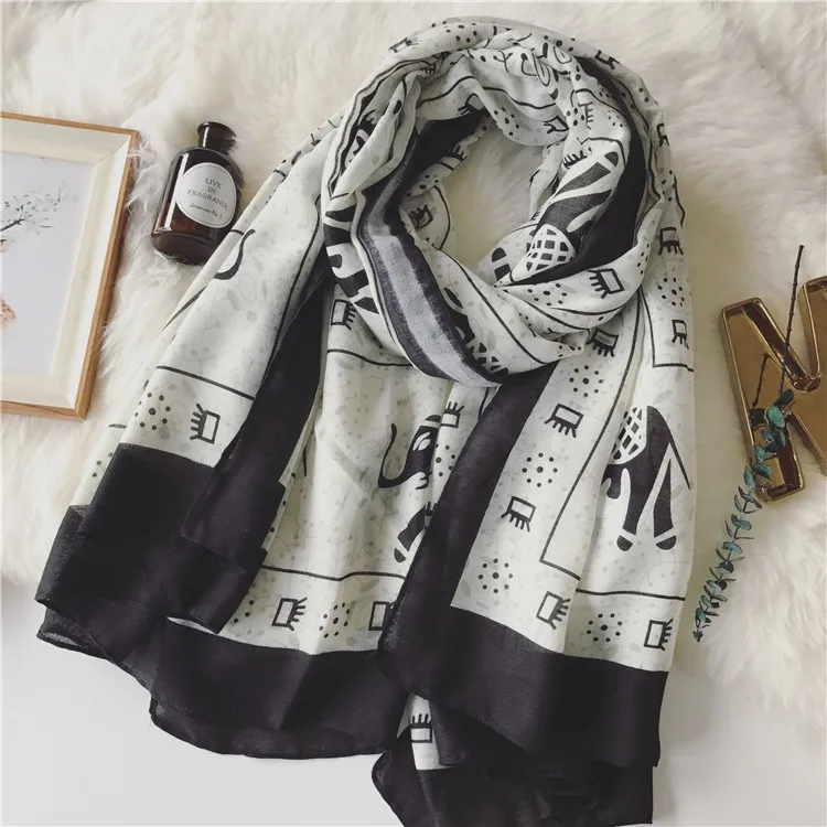 New Black and White Elephant Cotton Scarves Fashion Woman Bohemian Seaside Holiday Sunscreen Beach Lady Shawl Female Pashmina