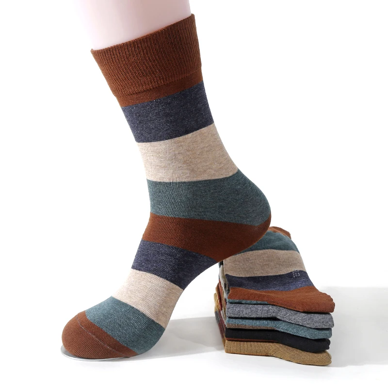 Men\'s Combed Cotton Socks Fashion Colorful Large Stripe Harajuku Four Seasons Casual Socks Men Size 39-44 5Pair/Lot