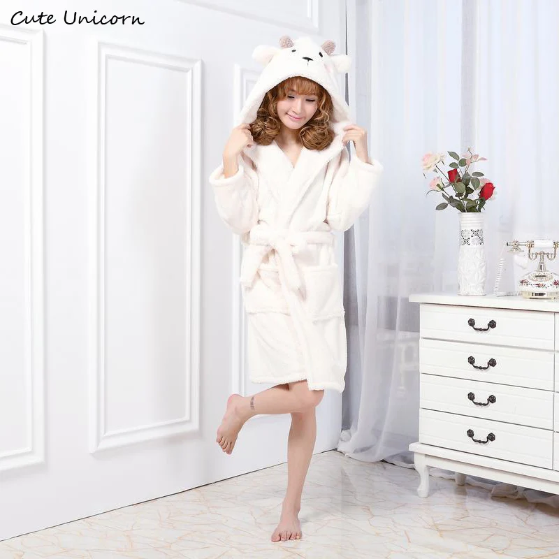 Kawaii Weiße Schafe Tier Nachthemd Frauen Winter Warm Bademantel Nachtwäsche Pyjamas Cute Cartoon Robe Homewear Lange Kleid