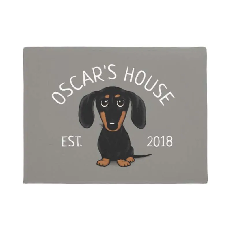 

Cute Black and Tan Dachshund with Custom Text Doormat Home Decoration Entry Non-slip Door Mat Rubber Washable Floor Home Rug Car