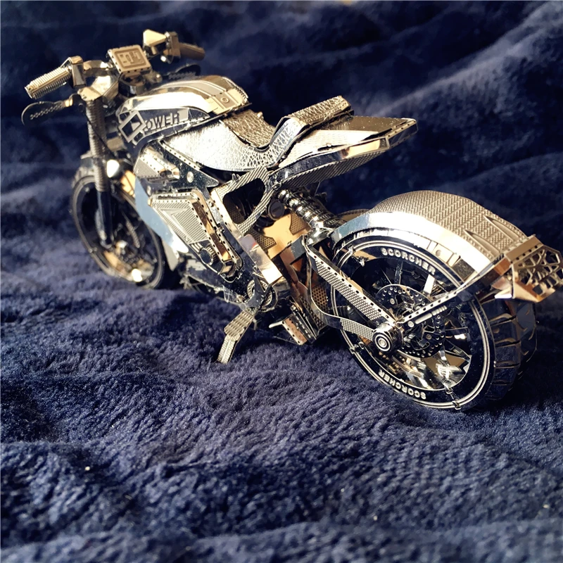 MMZ MODEL NANYUAN 3D Metal puzzle Vengeance Motorcycle Collection Puzzle 1:16 l DIY 3D Laser Cut Model Toys for Adult