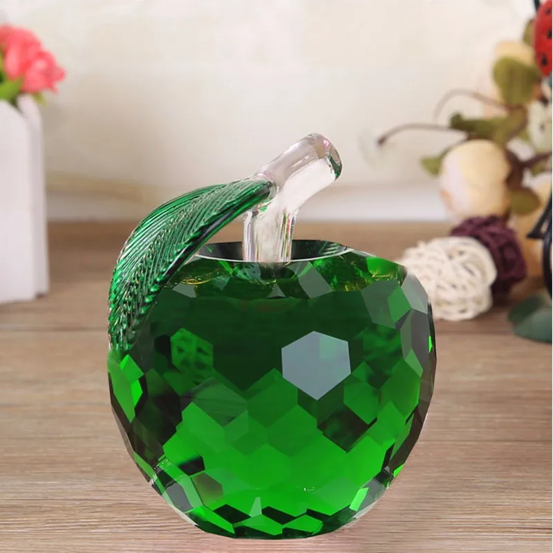 Top Quality Good Crafts Green 60mm laser Figurines Wedding Event Festive Party Table Decor gift craft cut Crystal Glass Apple