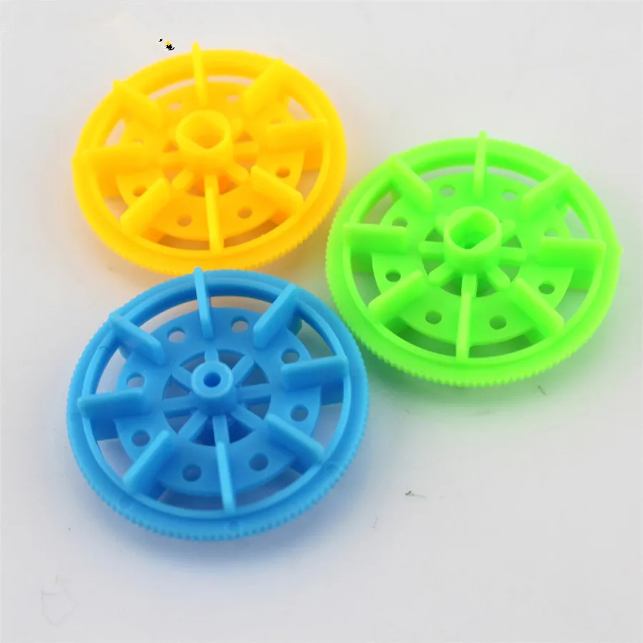 

1pc J435 3 Colors Small Size Plastic Wheel Propeller Model Car Wheel Solar Energy Ship Making DIY Technology Hand Making