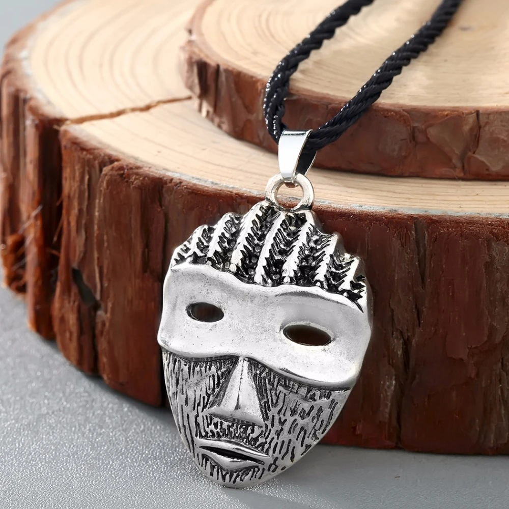 CHENGXUN Viking Men Necklace Vintage Mysterious Mask Pendant Cool Rope Long Chain Necklace Gothic African Jewelry Best Friends