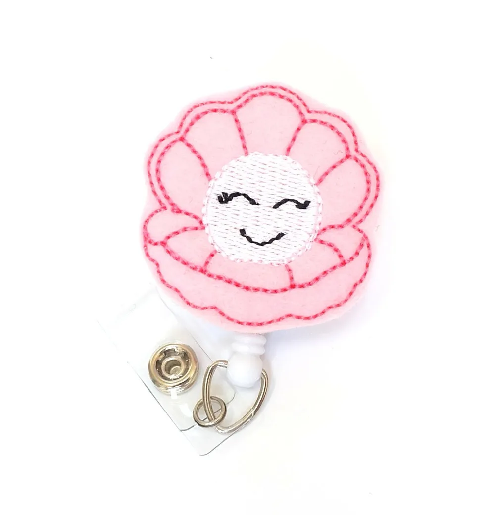 20 pcs/lot Wholesale Cute Retractable Nurse Felt ID Badge Card Holder Reel