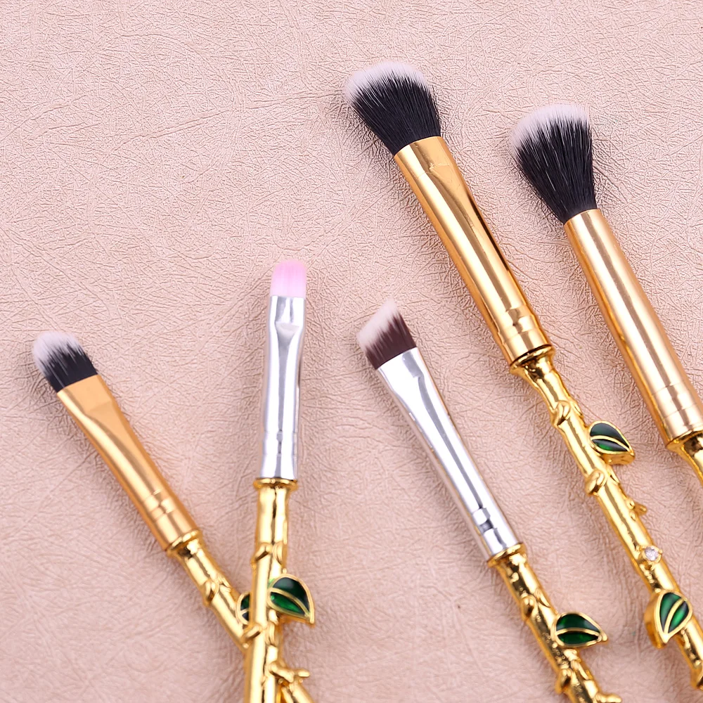 Beauty and the Beast Rose Flower Makeup Brushes Set Kit Cosmetic Brush Eyeshadow Eyebrow Foundation Brush Soft Synthetic Hair image 6