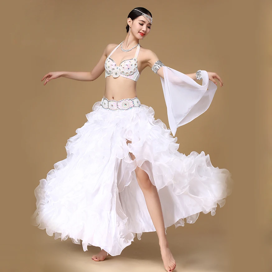 2019 New Stage Performance Belly Dancing Costumes 3 Pieces Eastern Style Sequined Beaded Top Belly Dance Bra Belt and Skirt