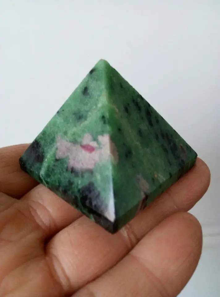 Unique Zoisite & Epidote Pyramid. Siberia, Russia 85.6g