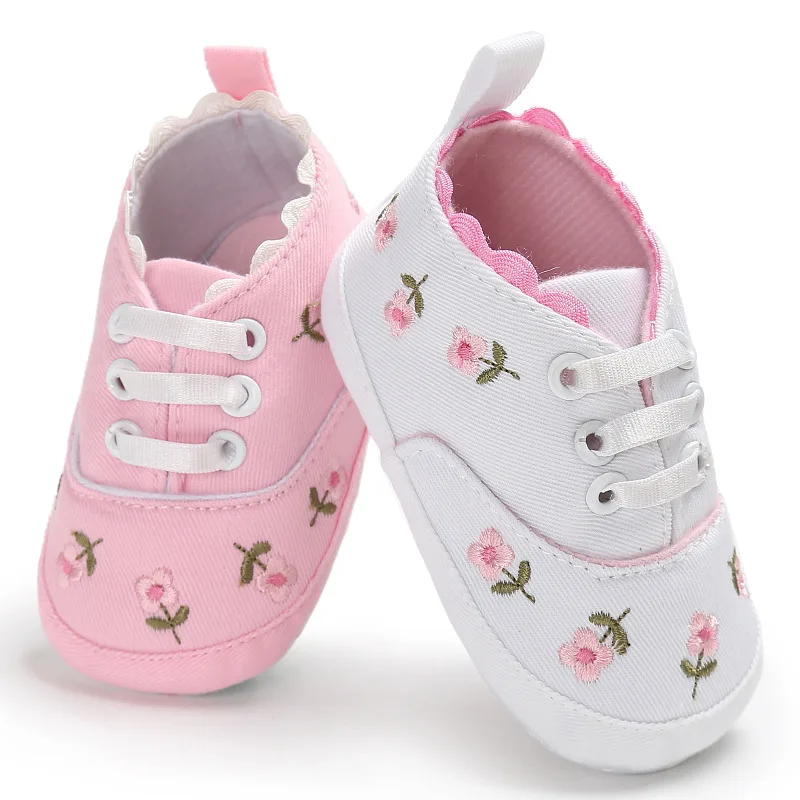 

Ne'w Baby Girl Shoes Princess Embroidery With Flowers Soft Cotton Toddler Crib Infant Little Kid Sole Anti-slip First Walker