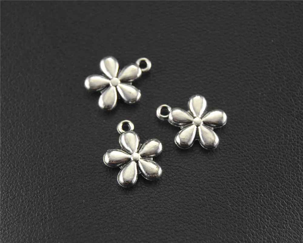 50pcs  Silver Color Mini 5 leaf  flower Charm DIY Necklace Bracelet Bangle Findings 11x8mm A1476