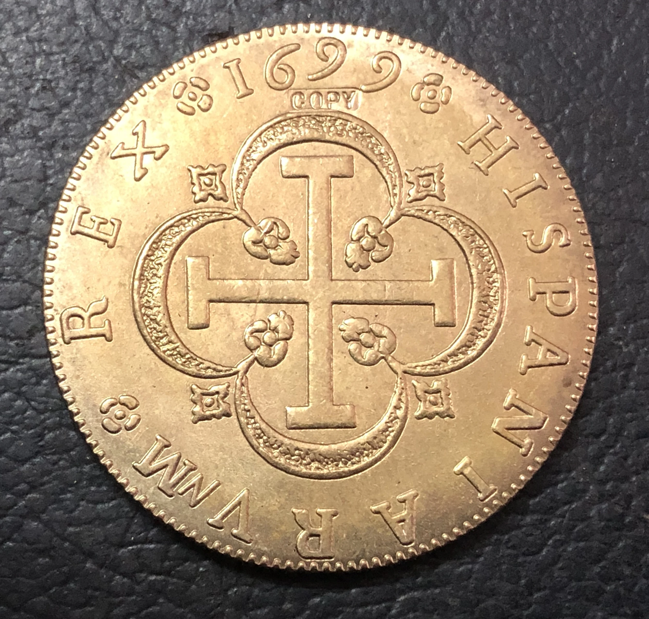 1699 Spain 8 Escudos - Carlos II Seville Gold Copy Coin