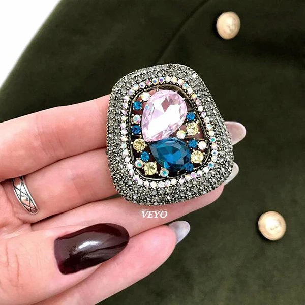 VEYO High Quality Round Luxury  Full Of Crystal Rhinestone Gold Color Brooch Vintage Jewelry Wholesale